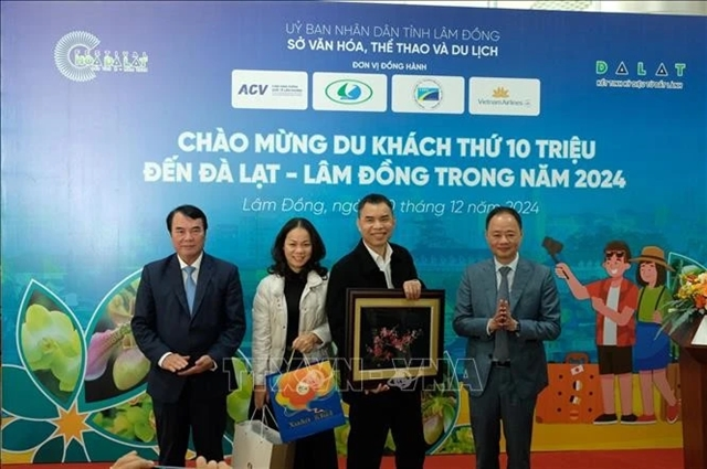 Lâm Đồng welcomes 10 millionth tourists in 2024